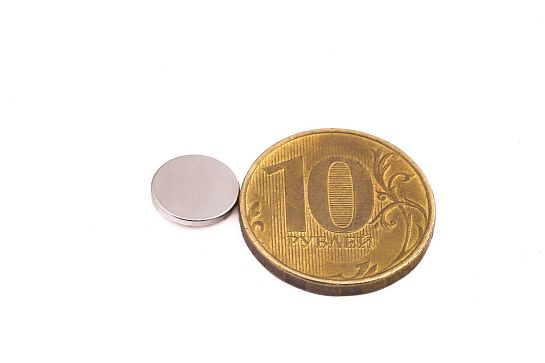 Неодимовый магнит диск 10х1 мм в Москве